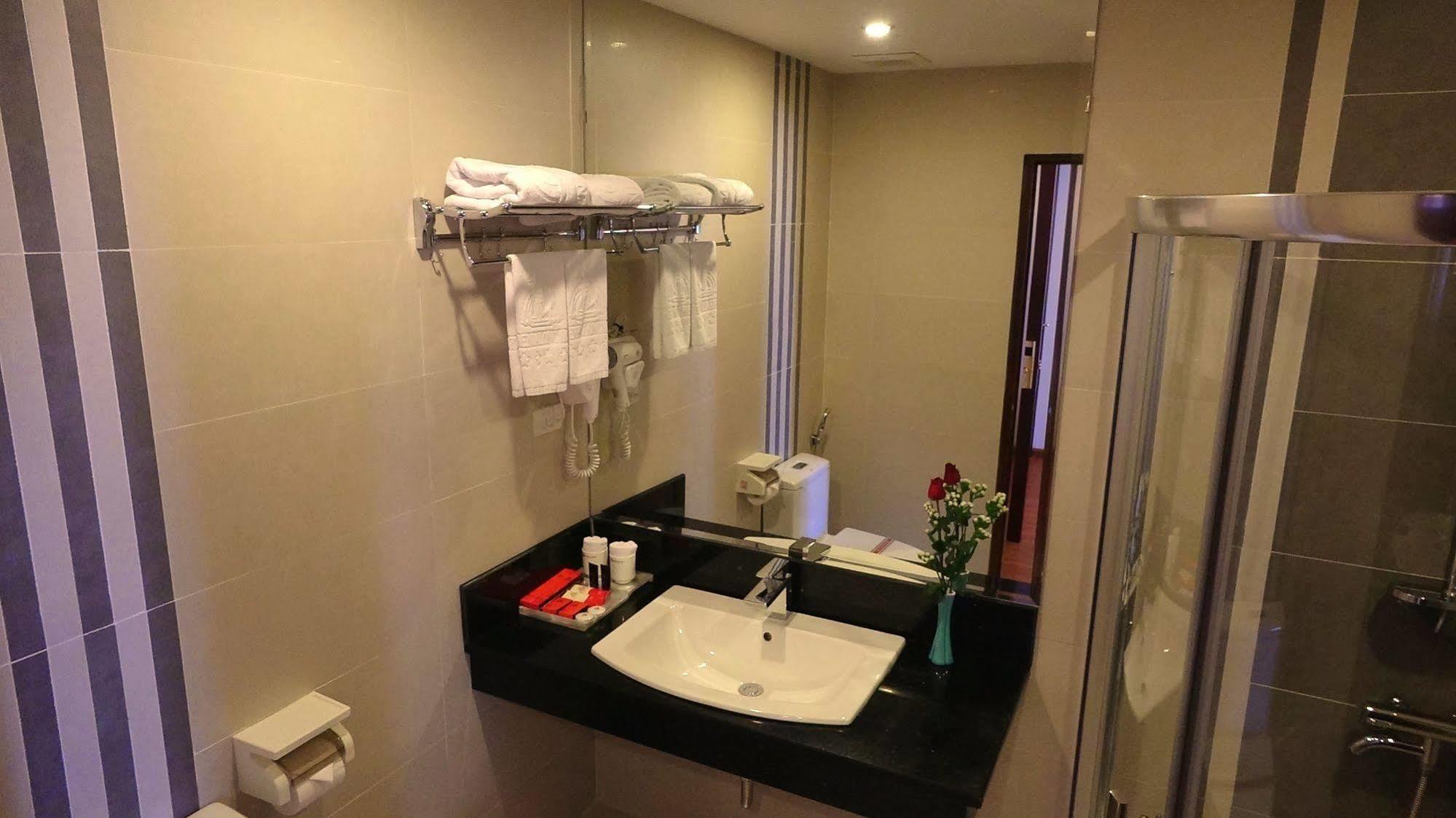 Golden Halong Hotel Nan Giang Eksteriør billede